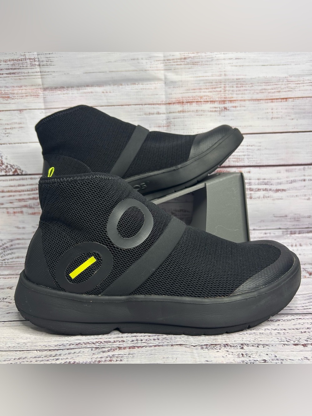OOFOS OOmg High Shoes Black Slip On Comfort Recovery Walking Women’s Size 11